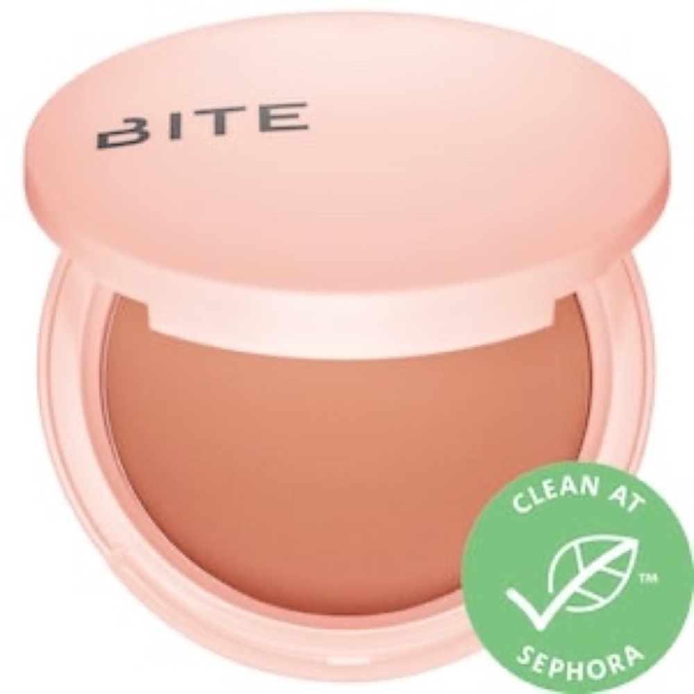 Bite Beauty Changemaker Powder Light 2